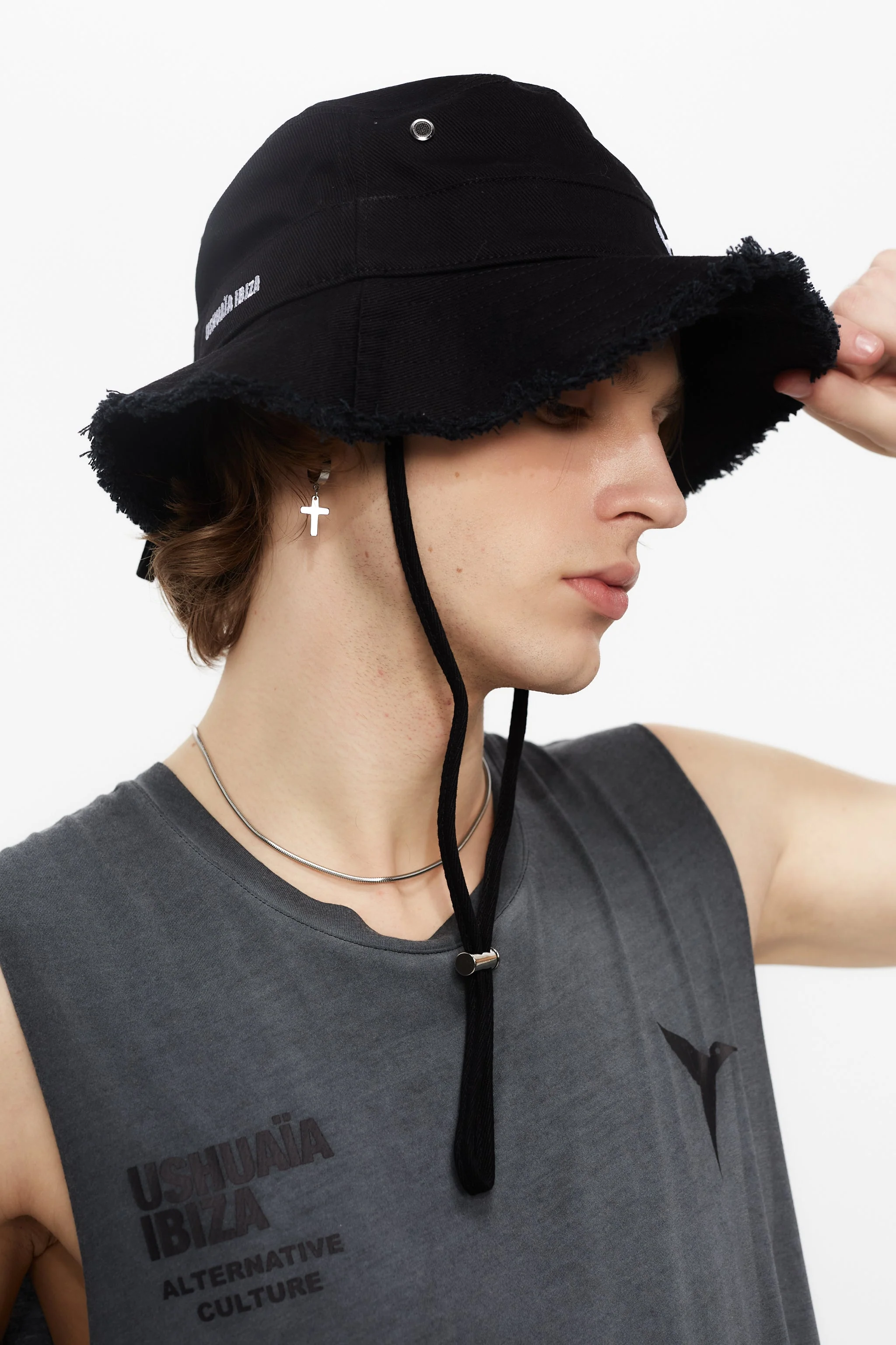 BASIC BLACK TANK ALTERNATIVE 25 - Image 3