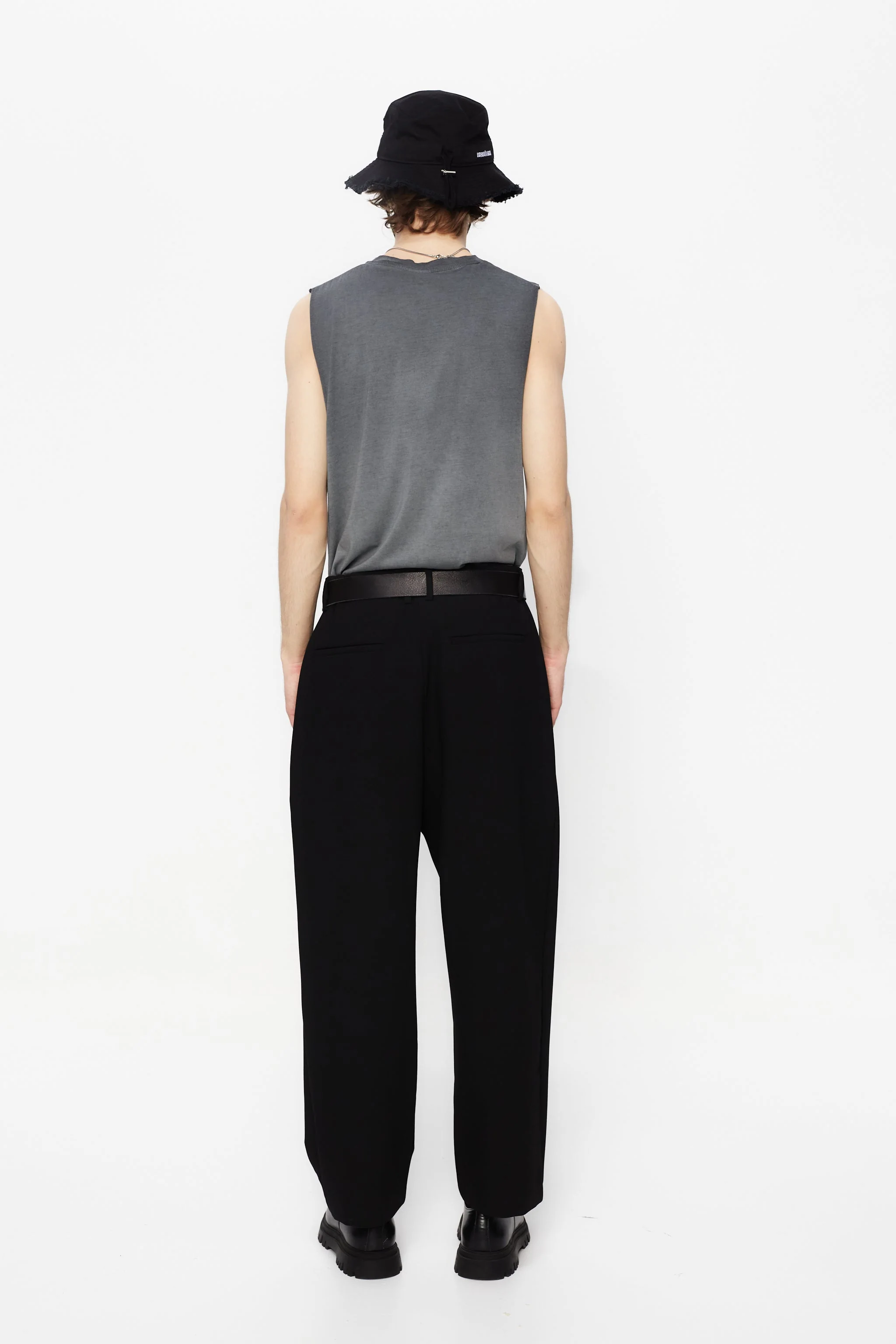 BASIC BLACK TANK ALTERNATIVE 25 - Image 4