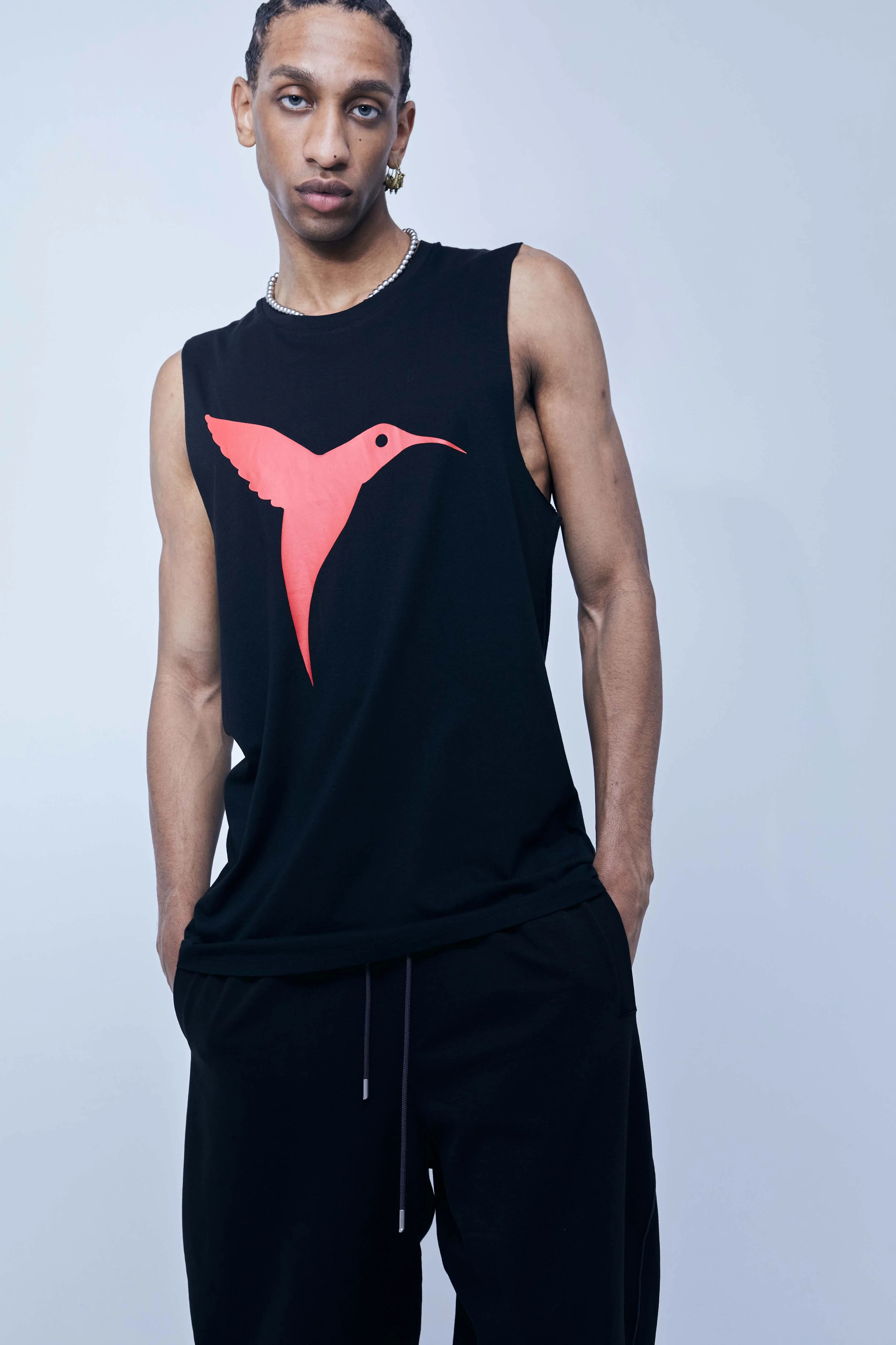 Ushuaïa Logo Tank – SS24 – Black - Image 5